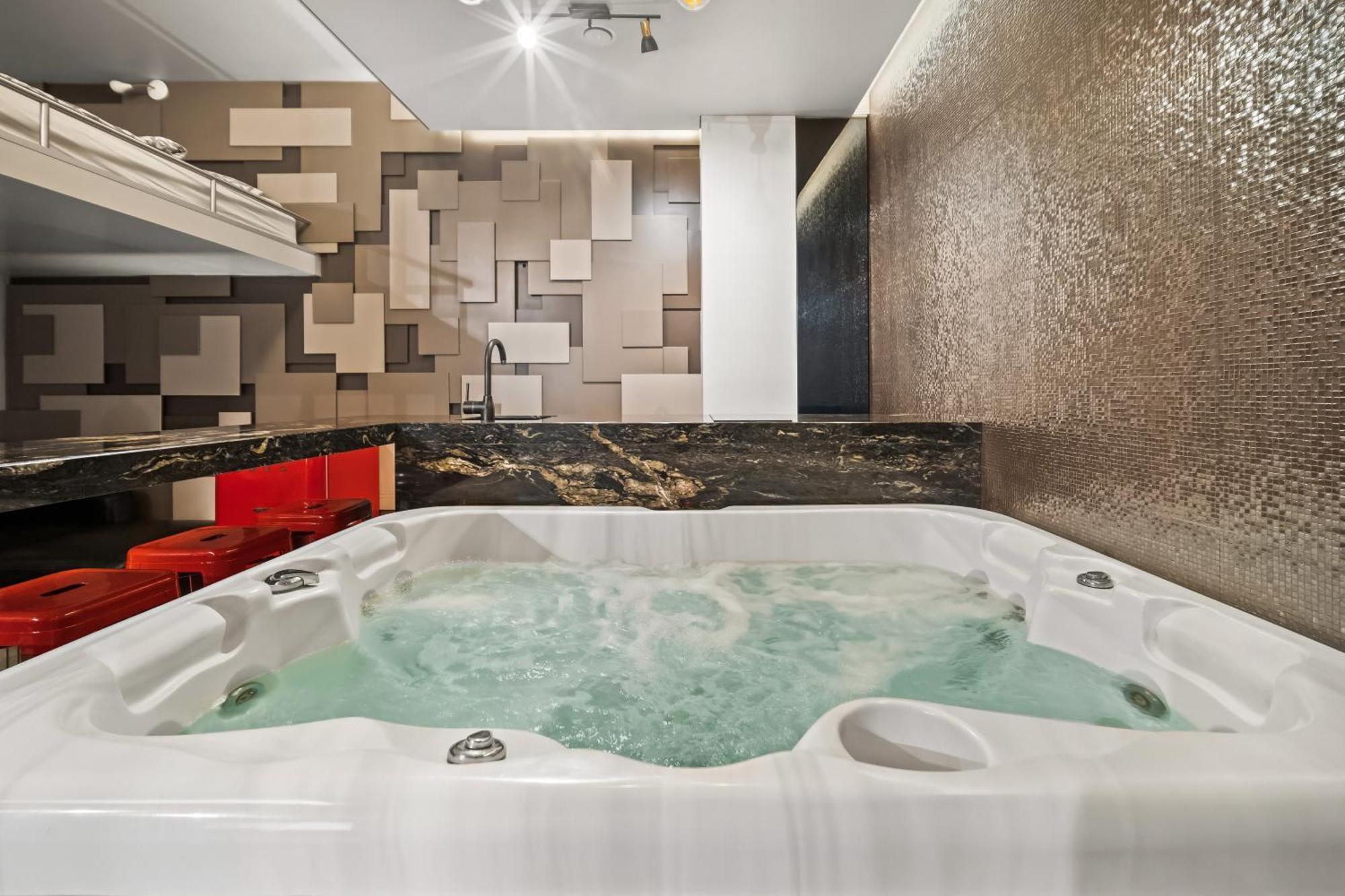 וילנה Secret Lounge - Cozy Studio With Sauna And Jacuzzi מראה חיצוני תמונה